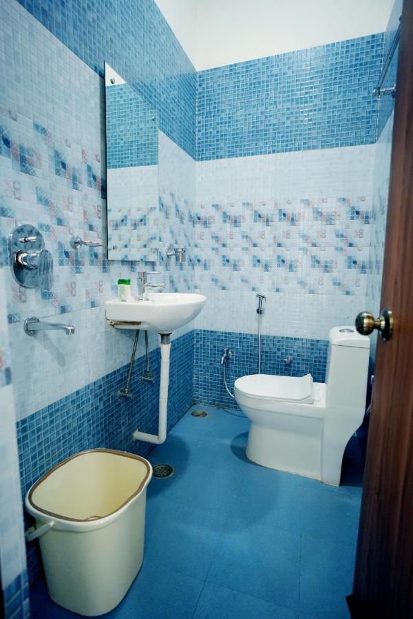 Apoorva Guest House Ayodhya Dış mekan fotoğraf